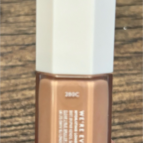 Fenty Beauty We're Even Hydrating Longwear Concealer 280C. New. - Picture 6 of 6